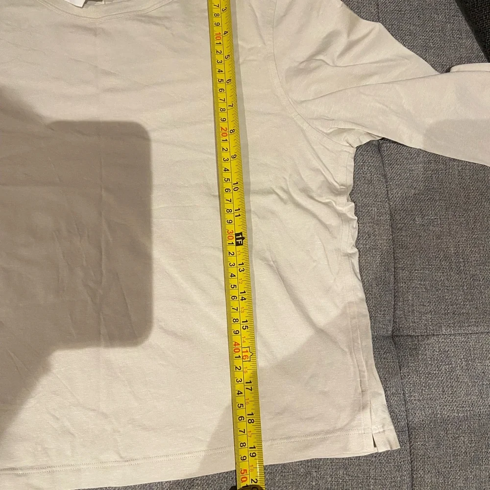 Lululemon classic fit cotton blend long sleeved tee bone size 6 - Picture 6 of 9